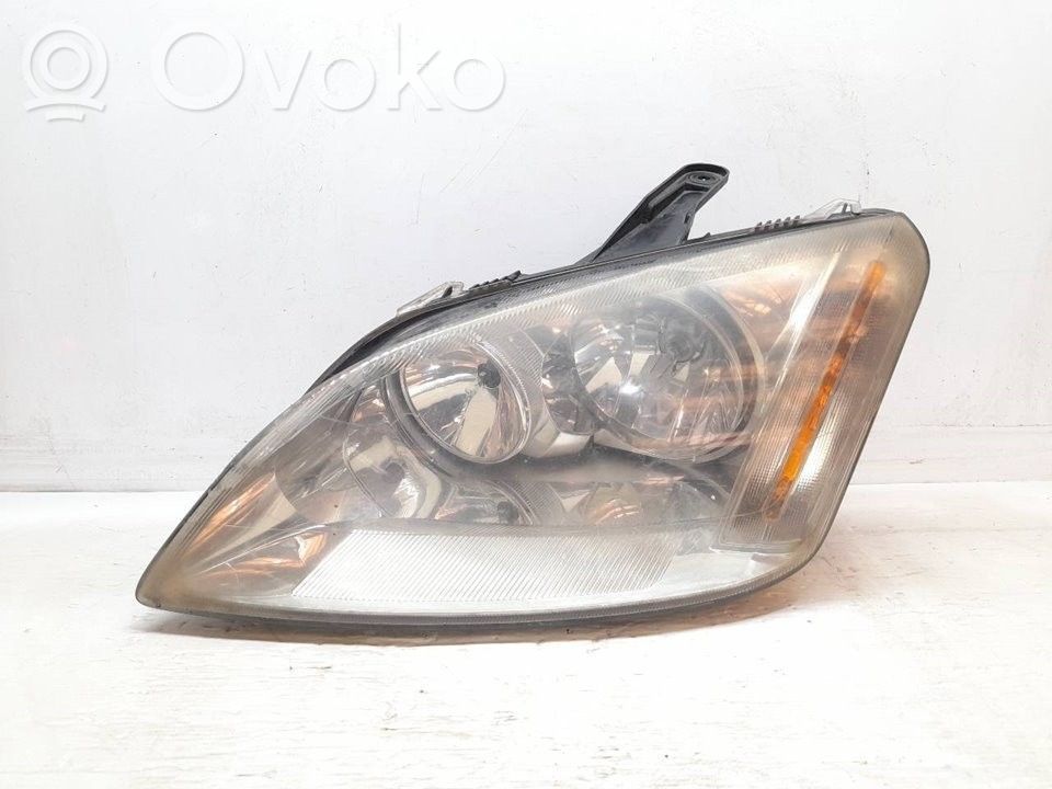 Ford Focus Faro/fanale 