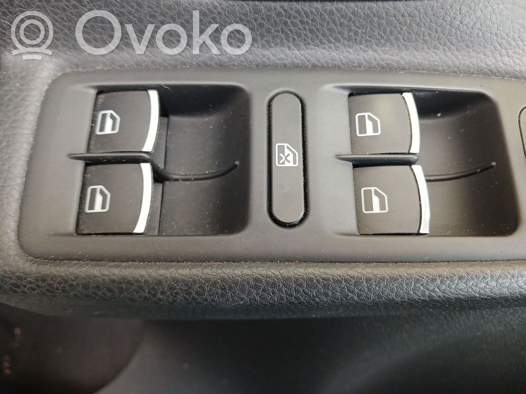Przyciski szyb