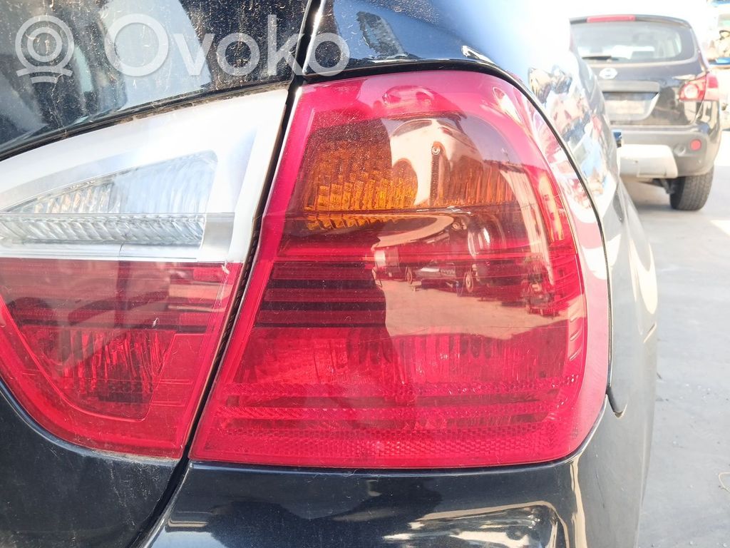 Rear/tail lights
