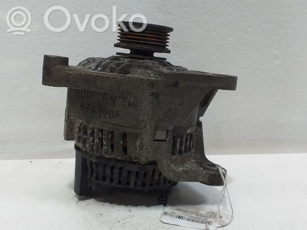Audi A4 S4 B5 8D Generatore/alternatore