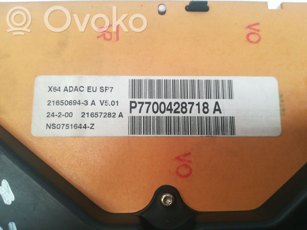 Renault Megane I Tachimetro (quadro strumenti) 