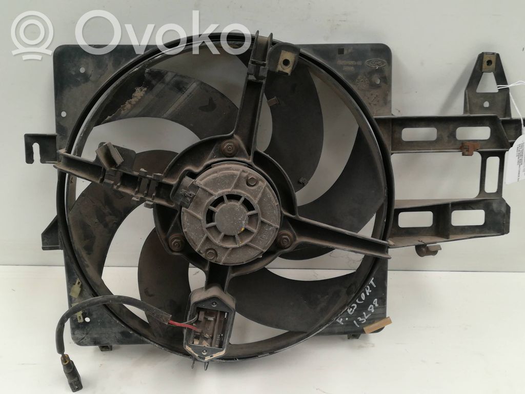 Ford Escort Elektrisks radiatoru ventilators 