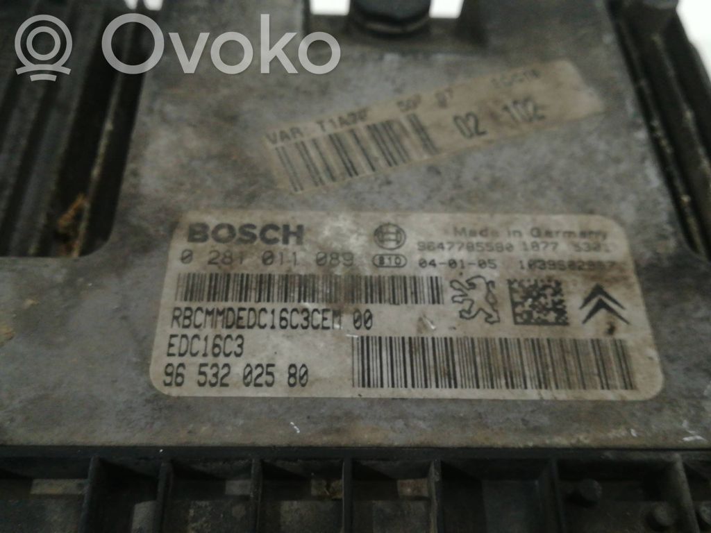 Unidad de control/módulo del motor   0281011089