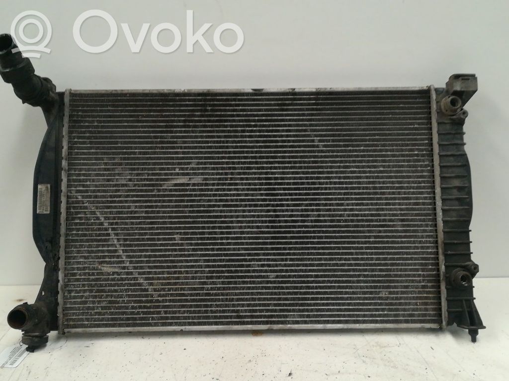Audi A4 S4 B6 8E 8H Radiator răcire A/C (condensor) 