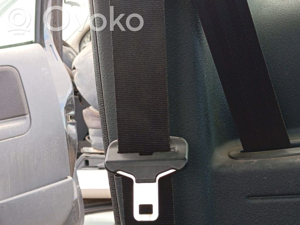 Etuistuimen turvavyö