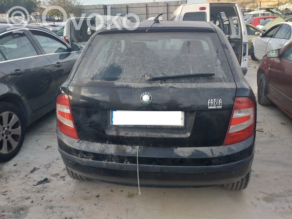 Skoda Fabia Mk1 (6Y) Lampă spate în caroserie 