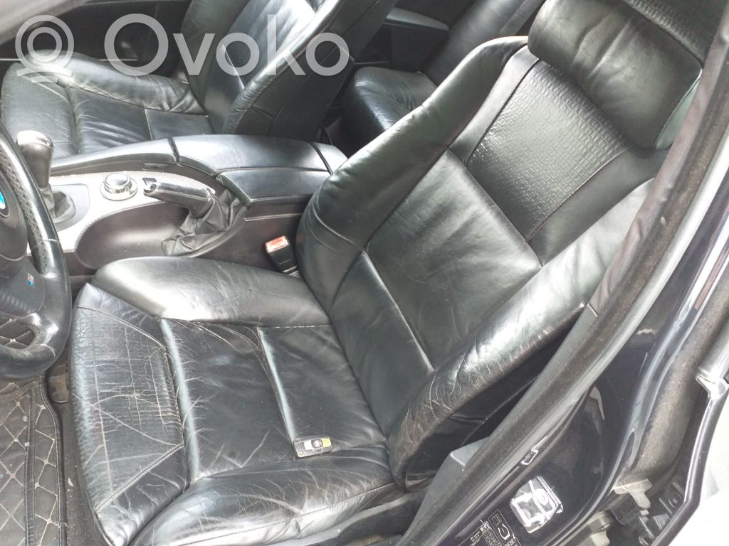 Asiento delantero del conductor
