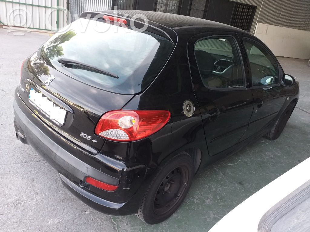 Peugeot 206+ Lampă spate în caroserie 