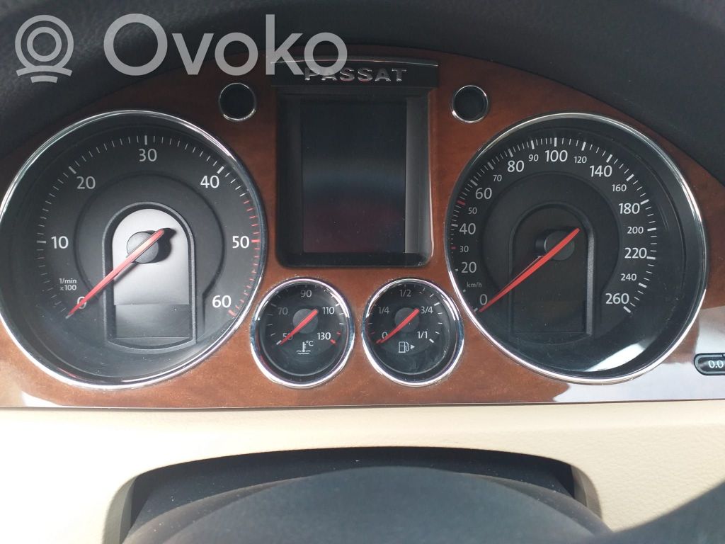 Volkswagen PASSAT B6 Vitezometru (grup de instrumente) 