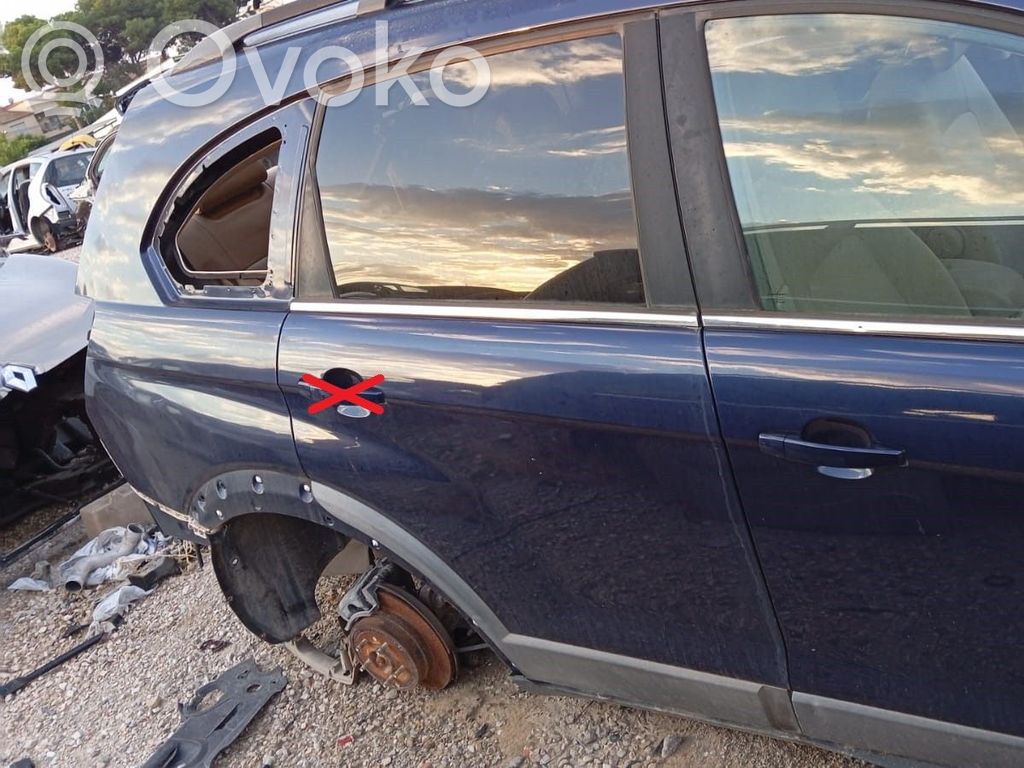 Chevrolet Captiva Galinės durys 