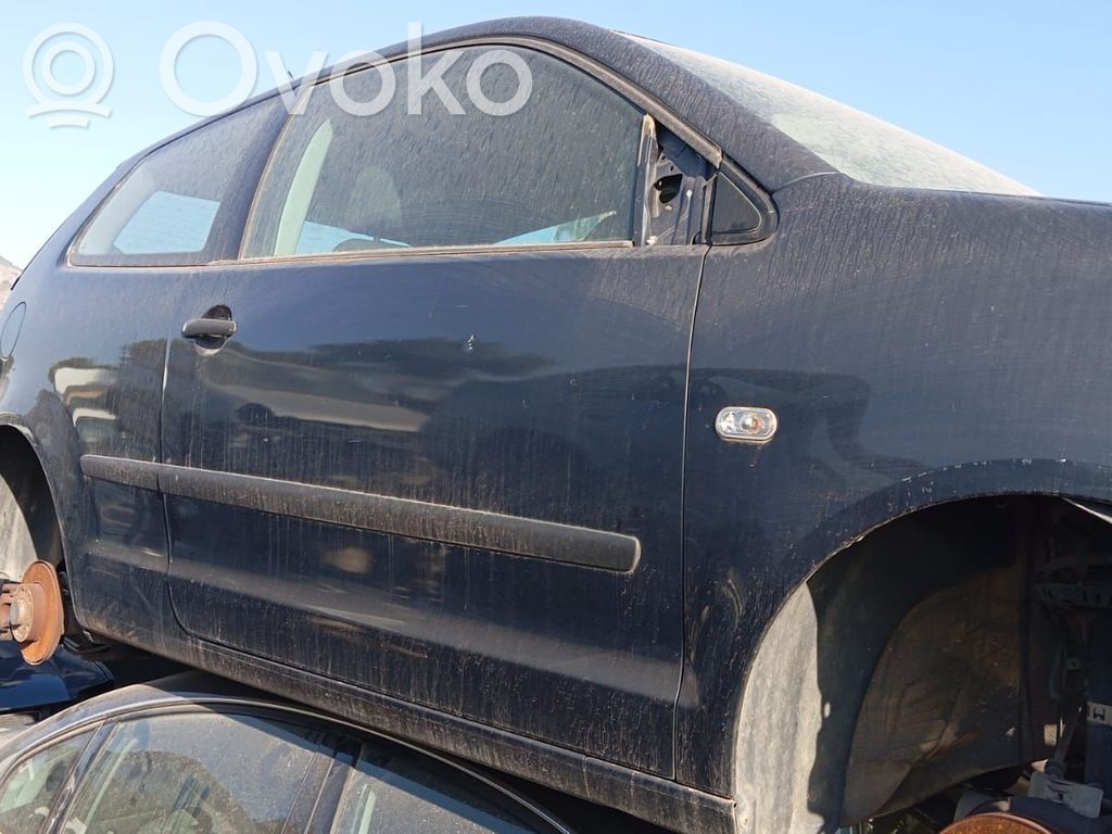Volkswagen Polo Macara ușă față cu motor 
