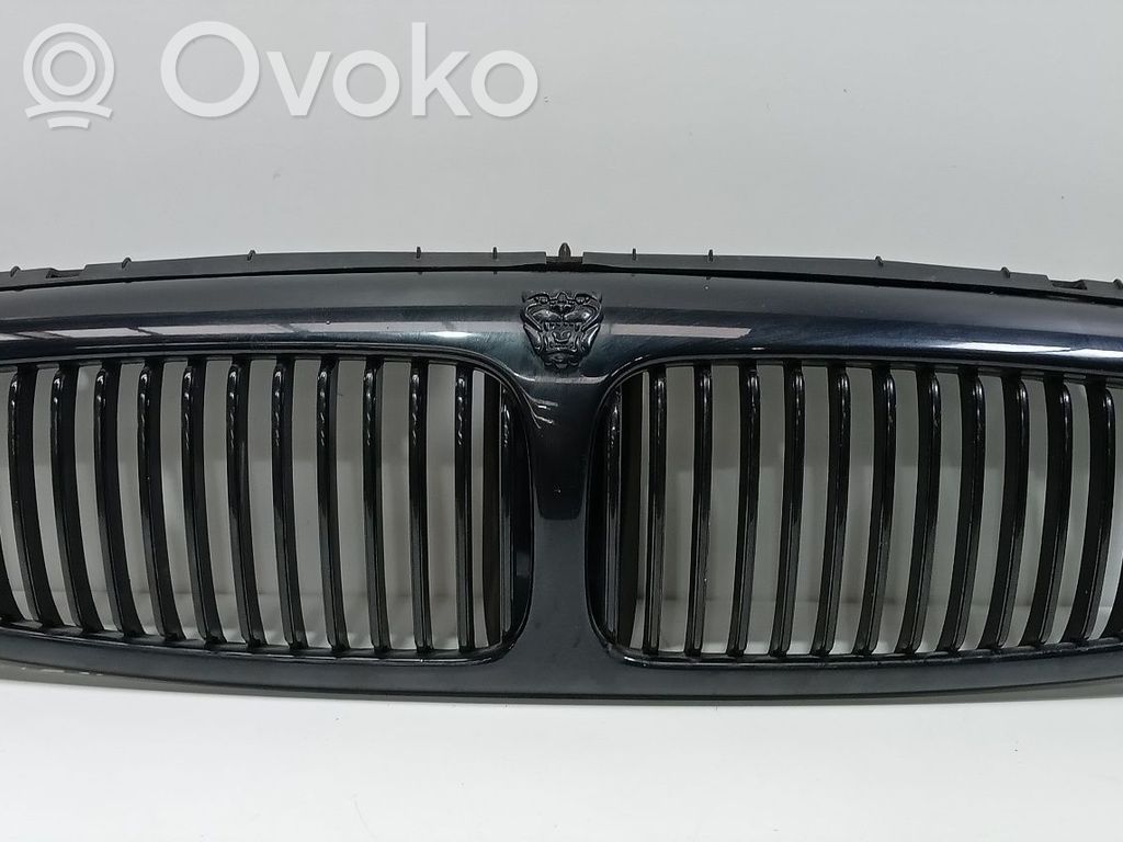 Jaguar X-Type Rejilla delantera 