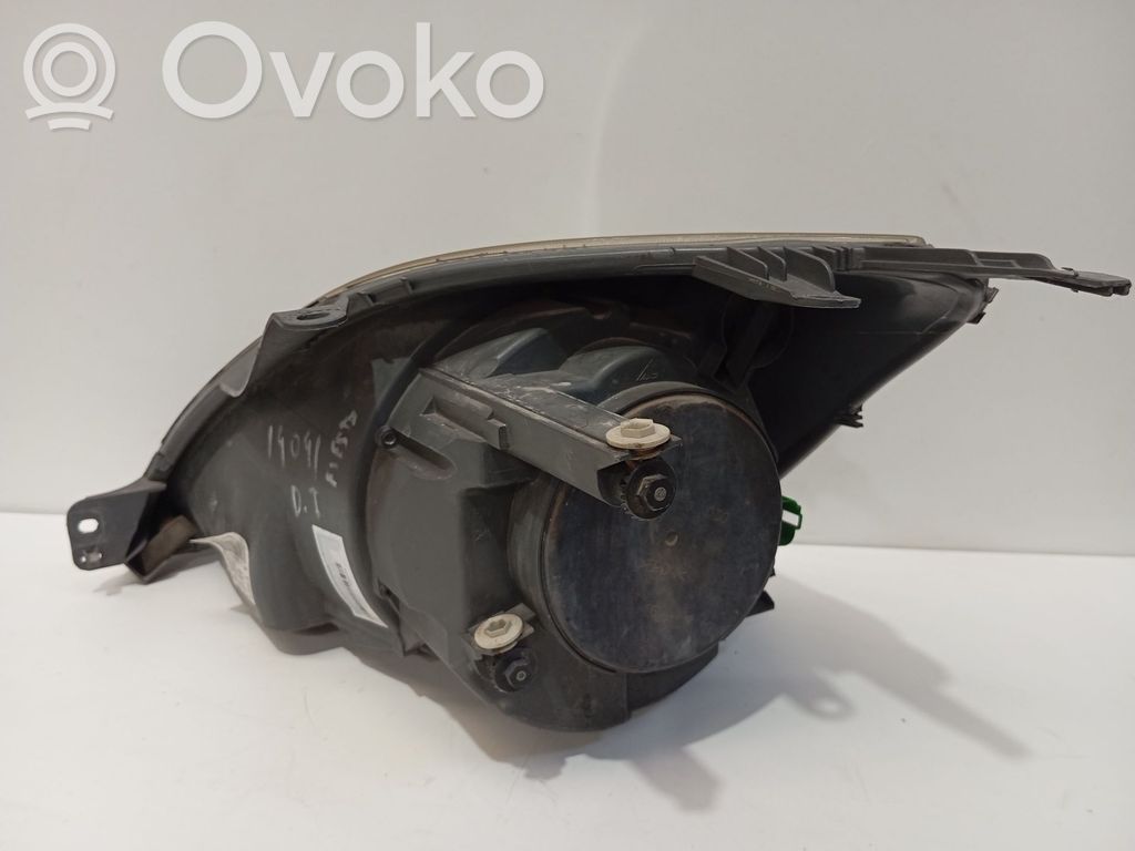 Ford Fiesta Lampa przednia 