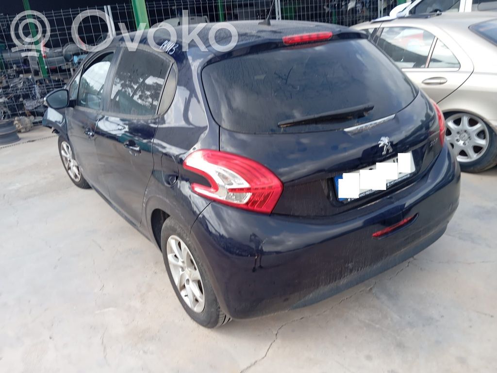 Peugeot 208 I Lampă spate în caroserie 