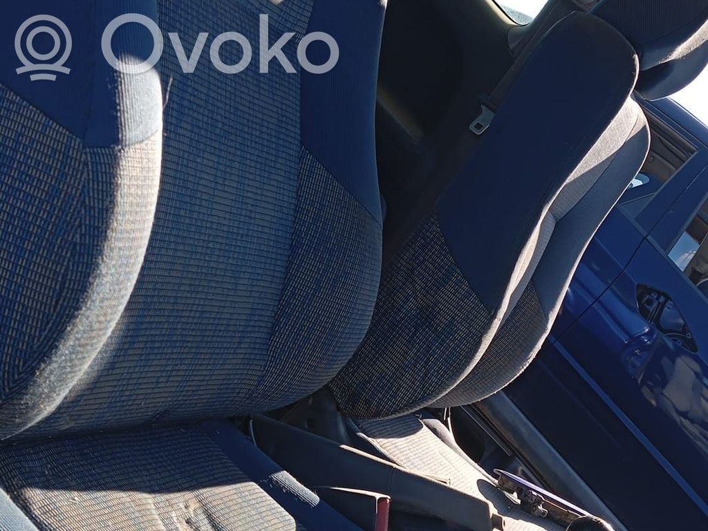 Asiento delantero del pasajero