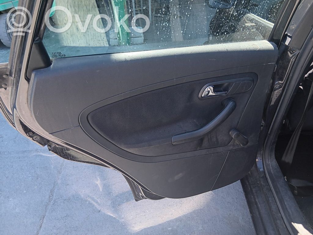 Seat Ibiza III (6L) Alzacristalli manuale della portiera posteriore