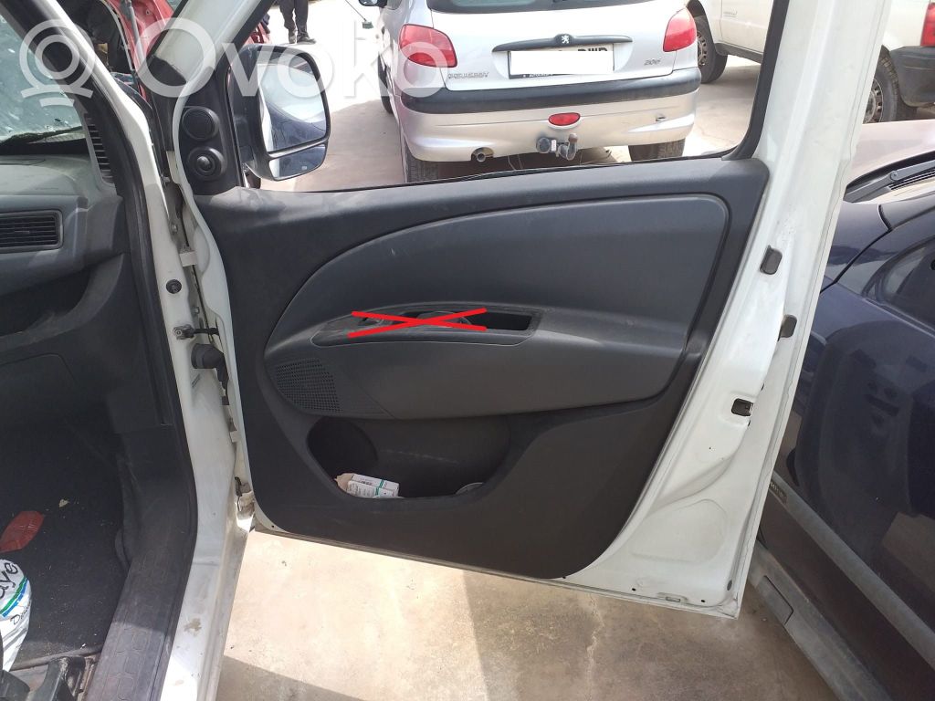 Fiat Doblo Garniture de panneau carte de porte avant