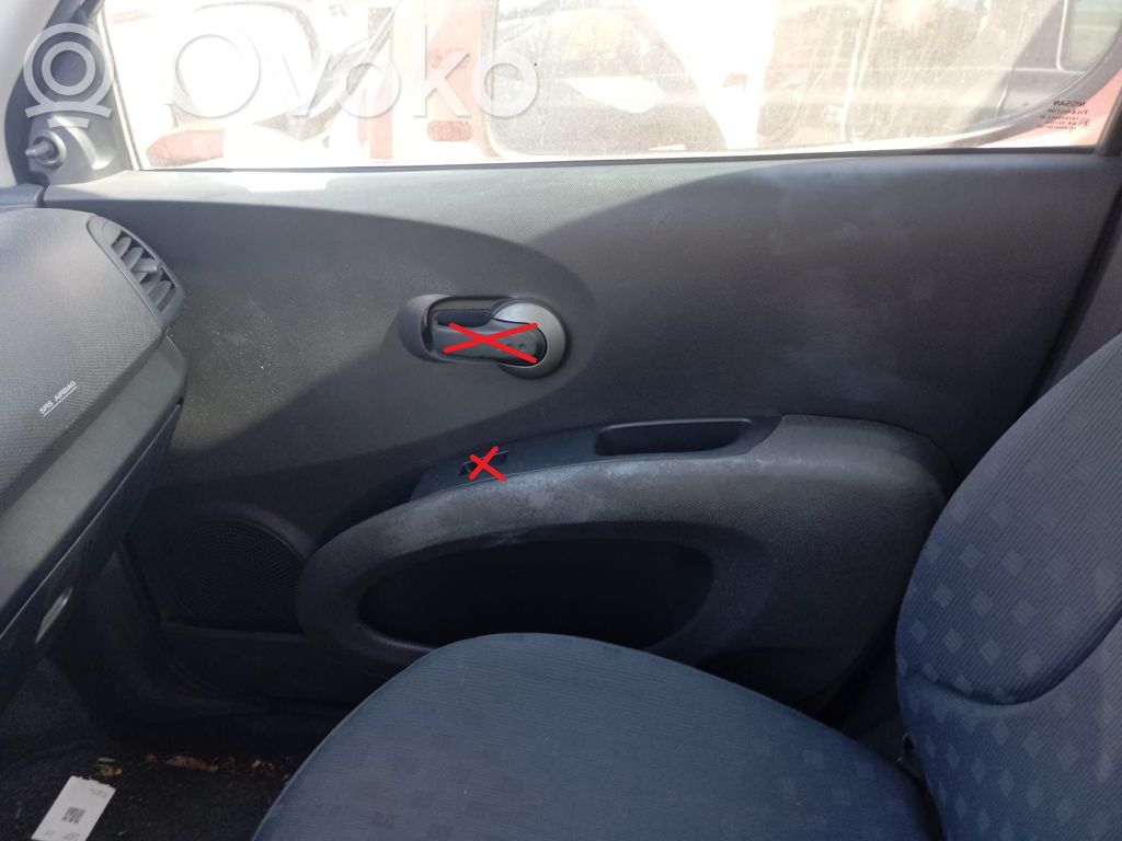 Nissan Micra Rivestimento del pannello della portiera anteriore