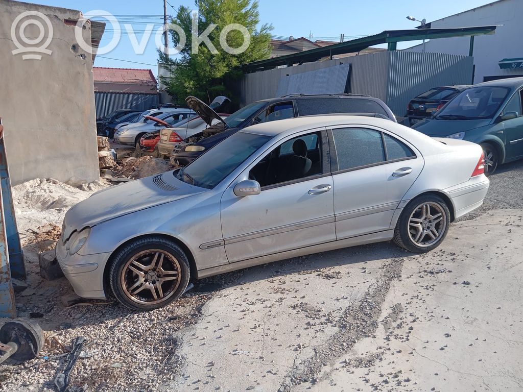 Mercedes-Benz C W203 Macara geam spate manuală 