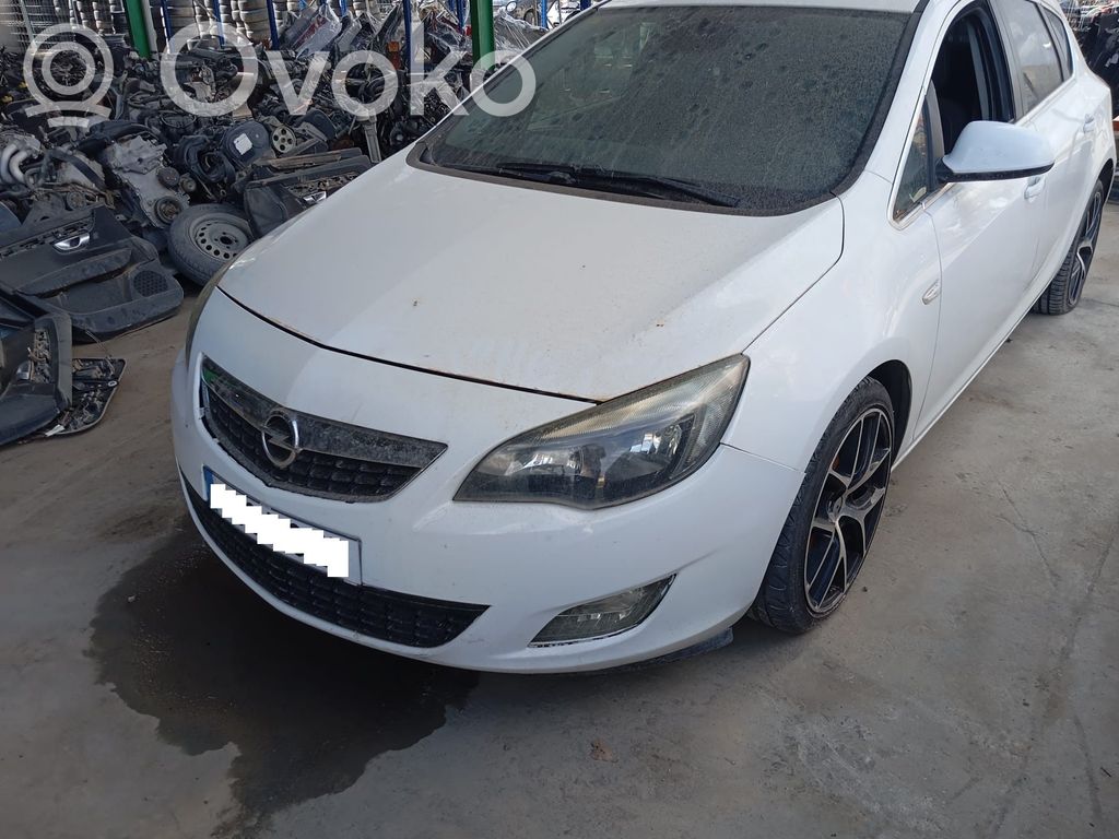 Opel Astra H Phare frontale