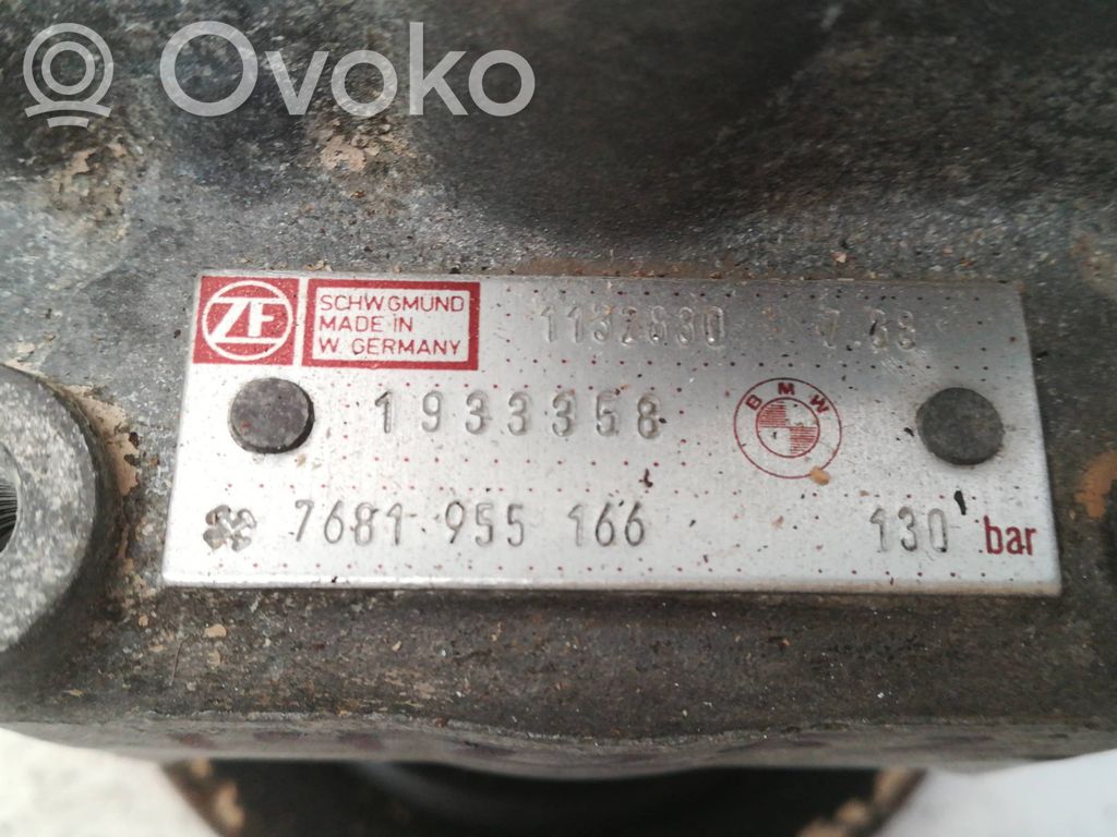 BMW 5 E34 Servopumpe 
