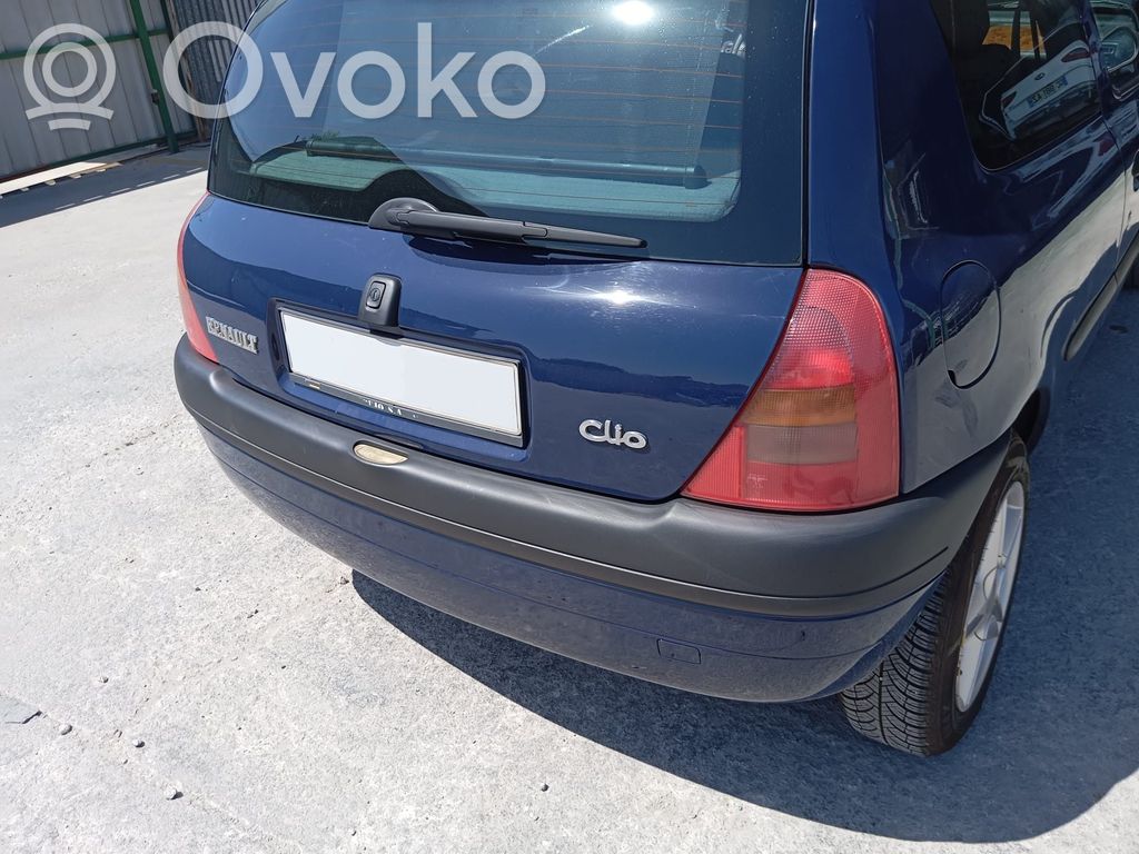 Renault Clio II Feux arrière / postérieurs