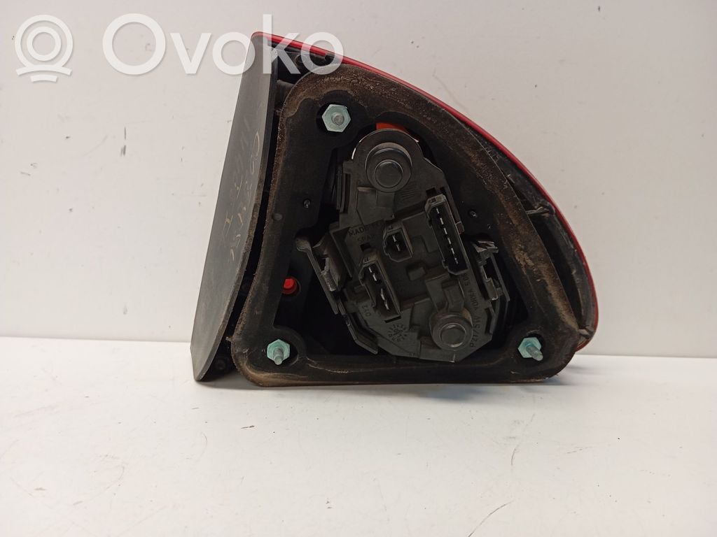 Seat Leon (1M) Lampa tylna 