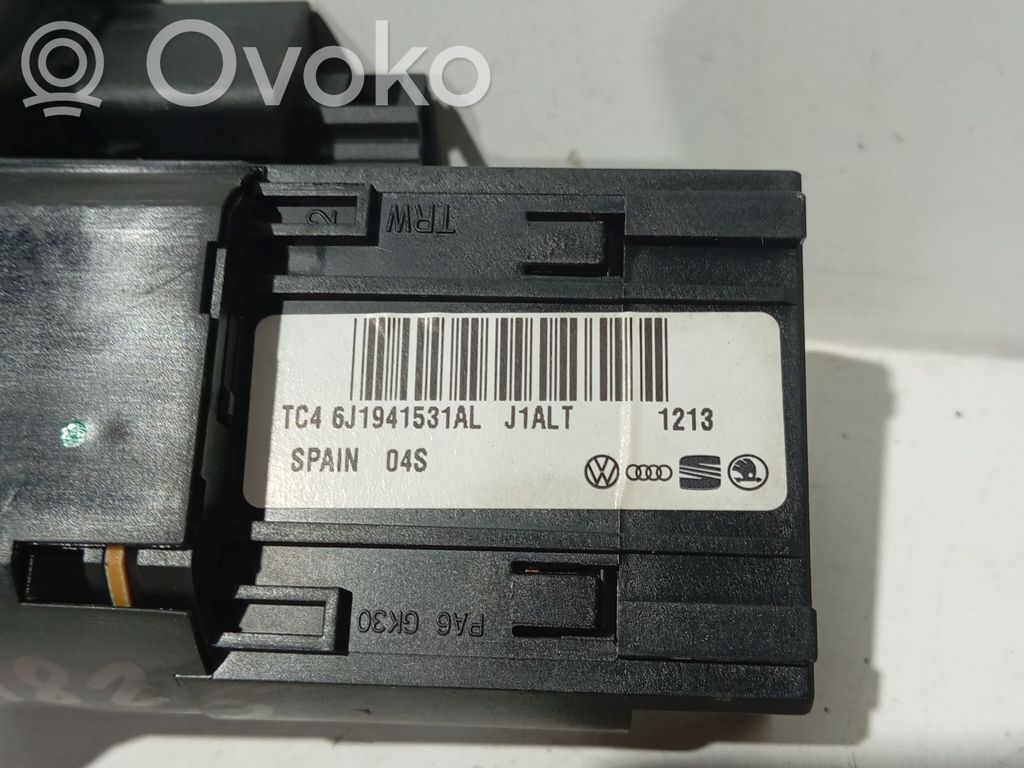 Seat Ibiza IV (6J,6P) Przełącznik świateł