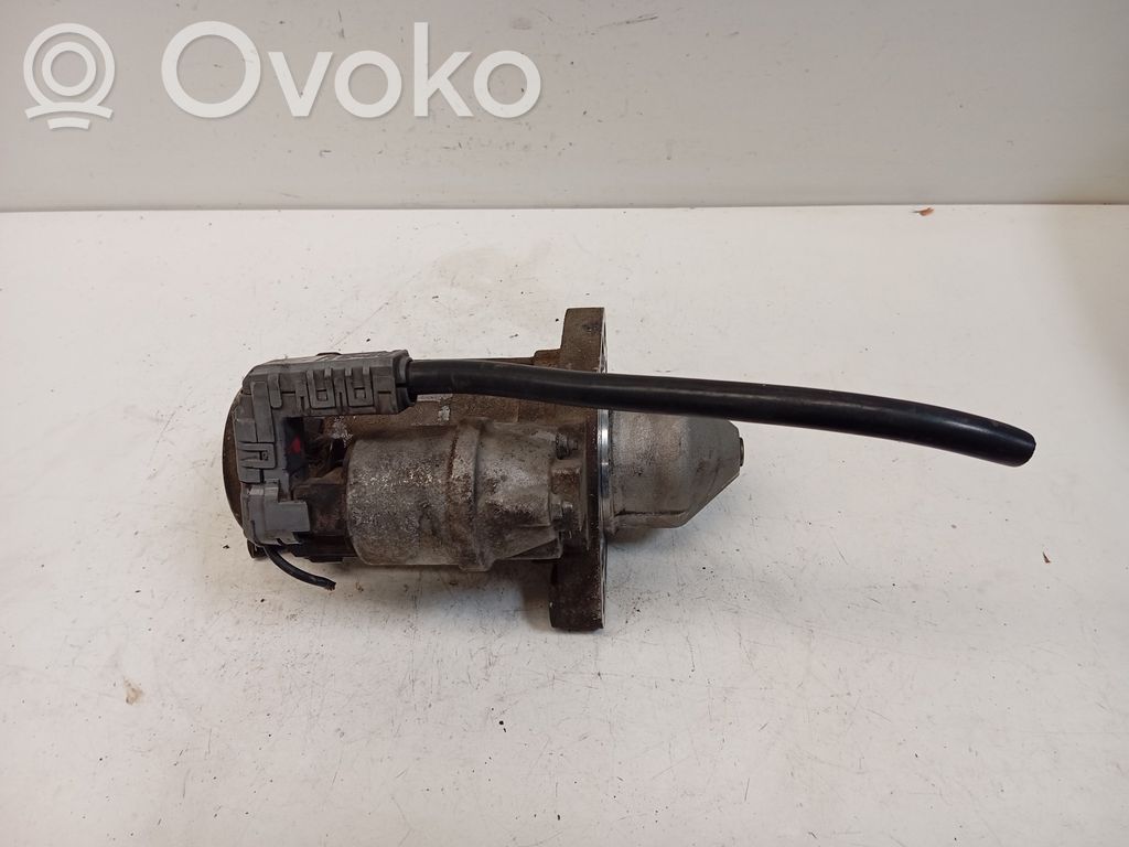Toyota Avensis T250 Motor de arranque