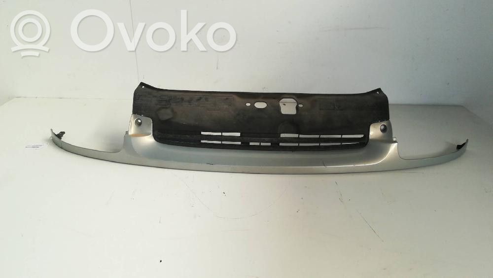 Renault Clio II Grille de calandre avant