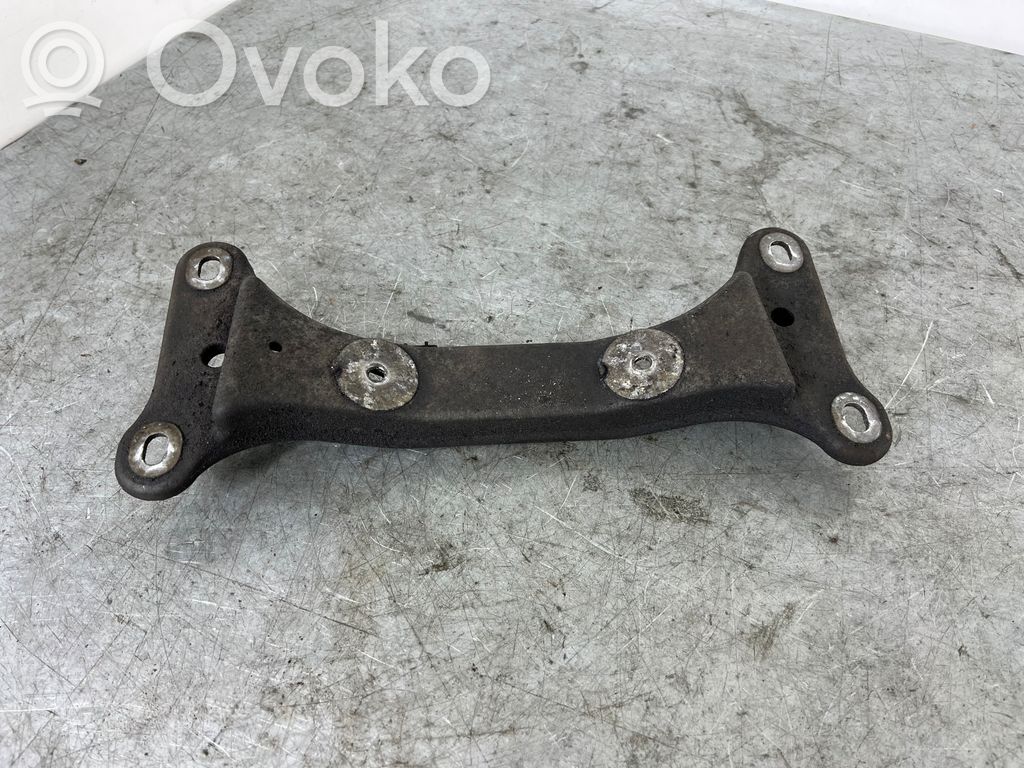 BMW 1 E82 E88 Gearbox mounting bracket 