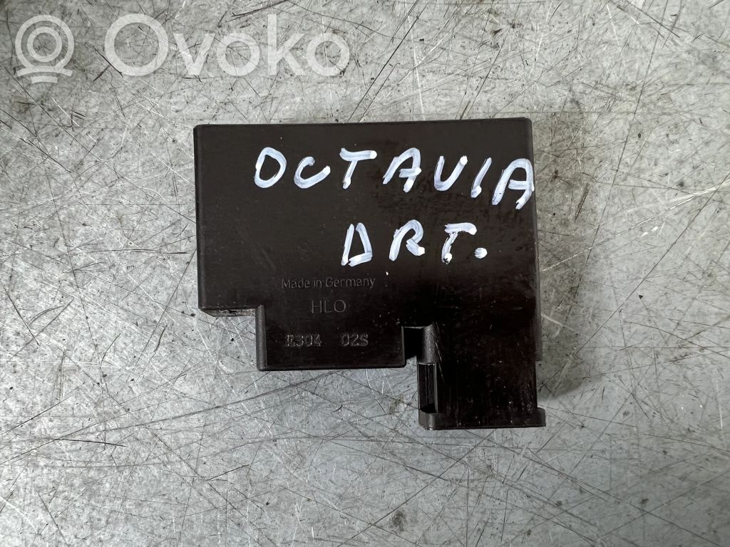 Skoda Octavia Mk3 (5E) Keyless (KESSY) go control unit/module 