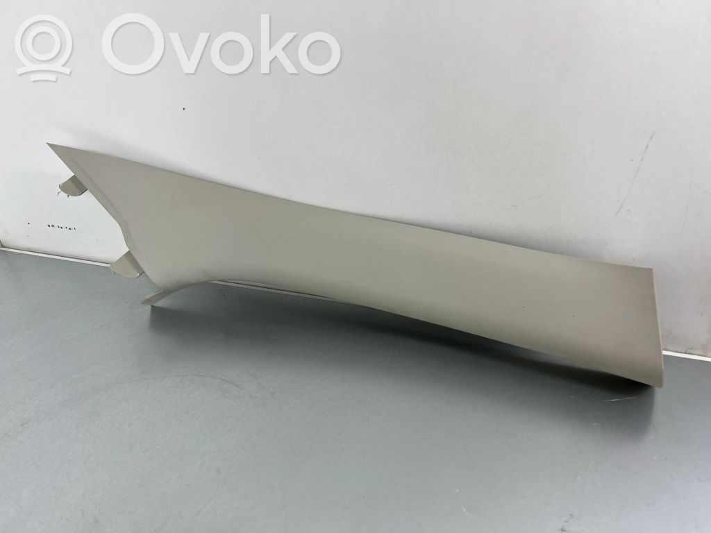 Jeep Grand Cherokee Pilar (A) 