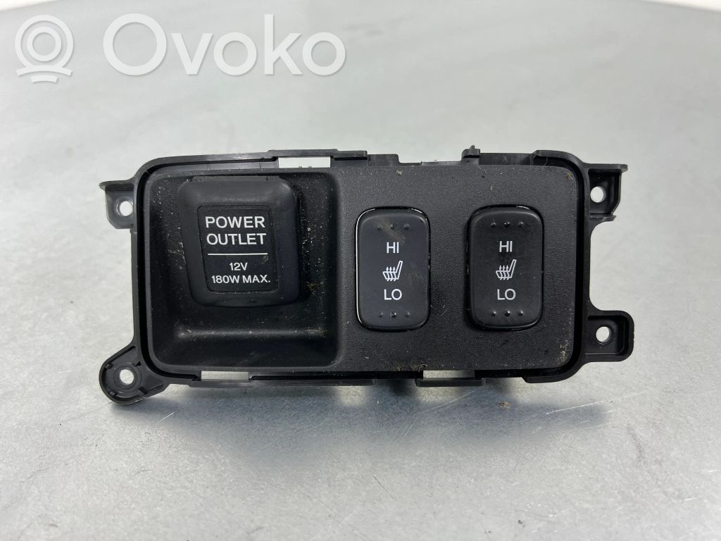 Honda CR-V Seat heating switch 