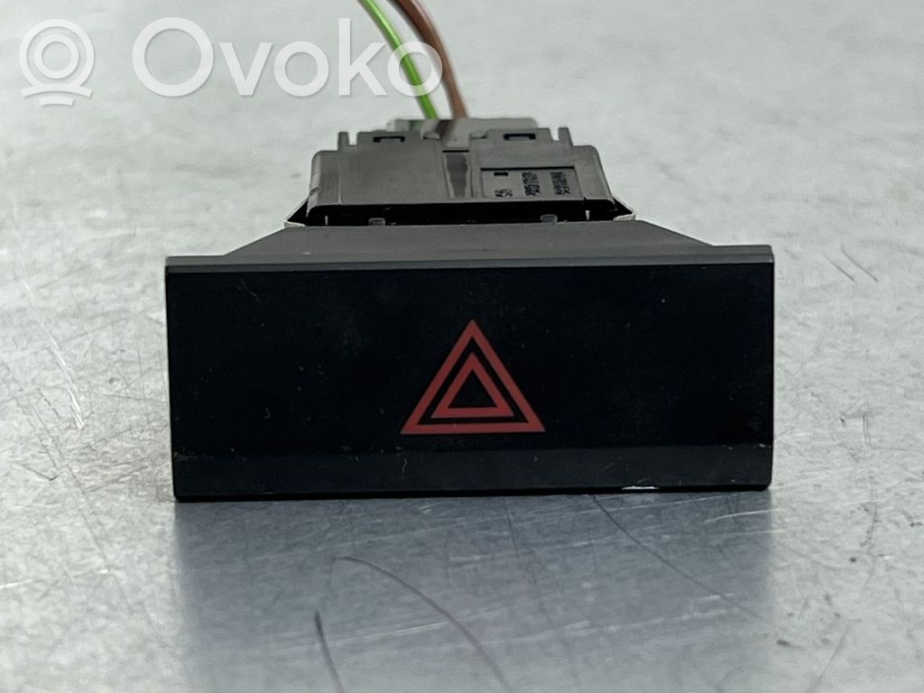 Seat Leon (5F) Hazard light switch 