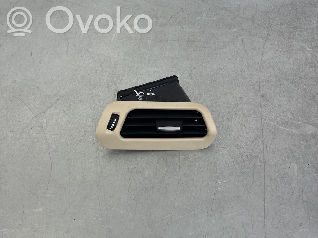 BMW X5 F15 Boczna kratka nawiewu deski rozdzielczej 