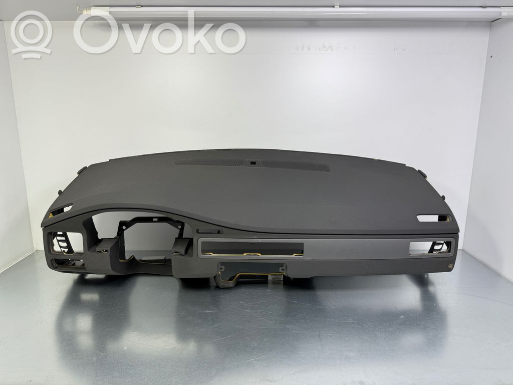 Volvo S80 Panelė 