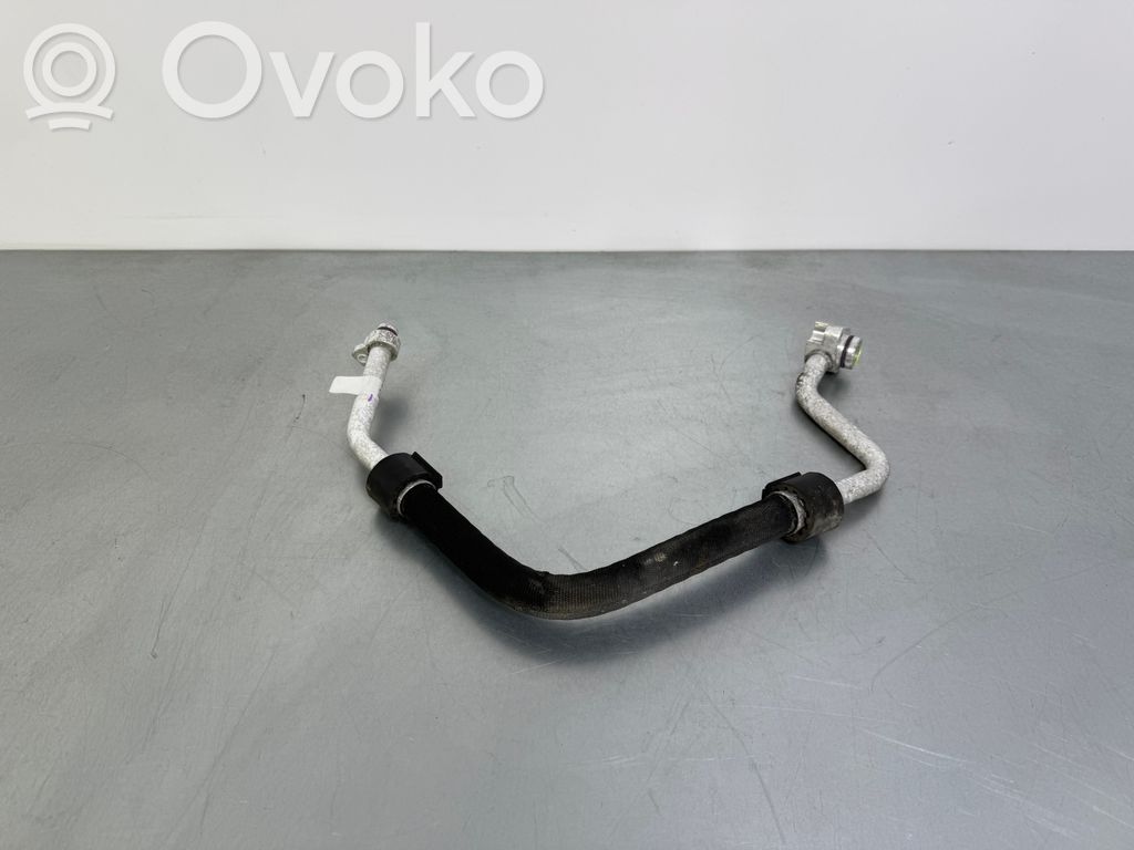 Audi Q7 4M Ilmastointilaitteen putki (A/C) 