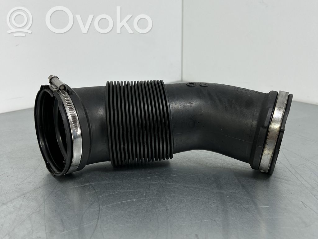 Audi A6 S6 C8 4K Turboahtimen ilmanoton letku 