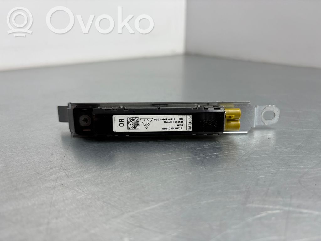 Porsche Macan (95B) Antenos stiprintuvas 