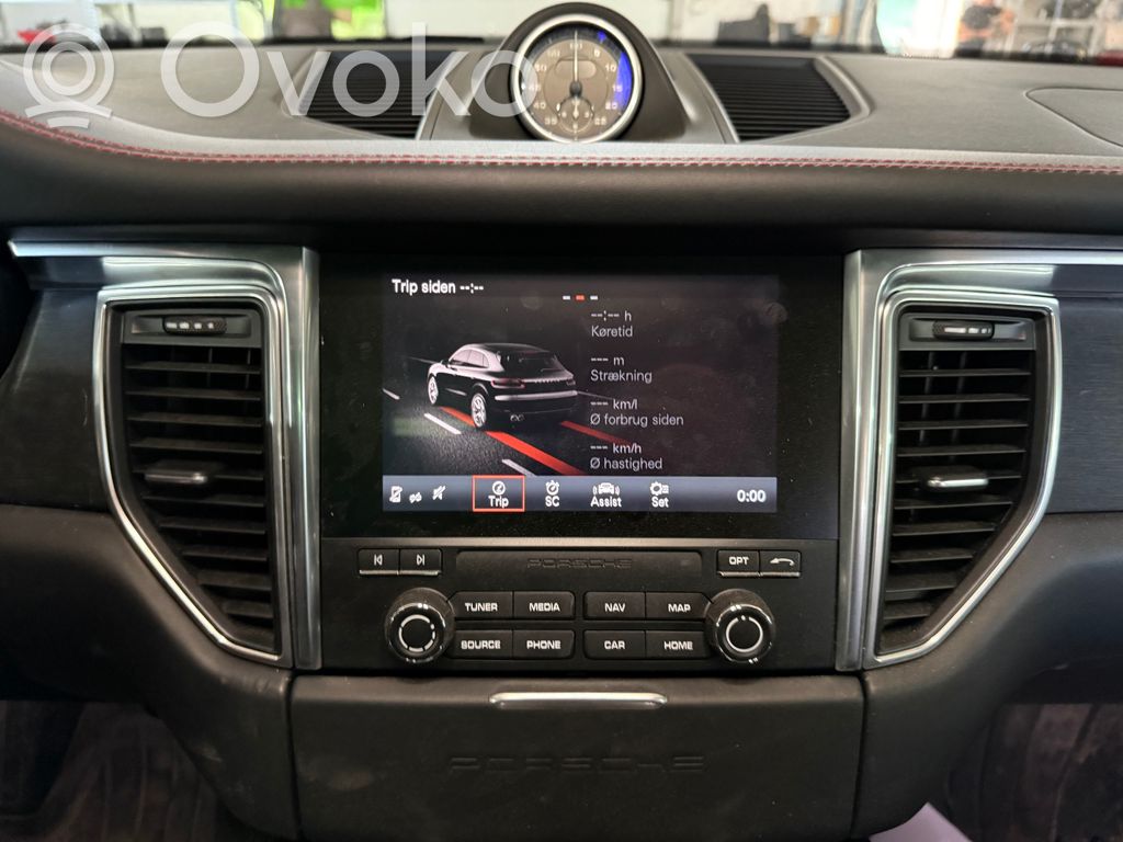 Porsche Macan (95B) Screen/display/small screen 