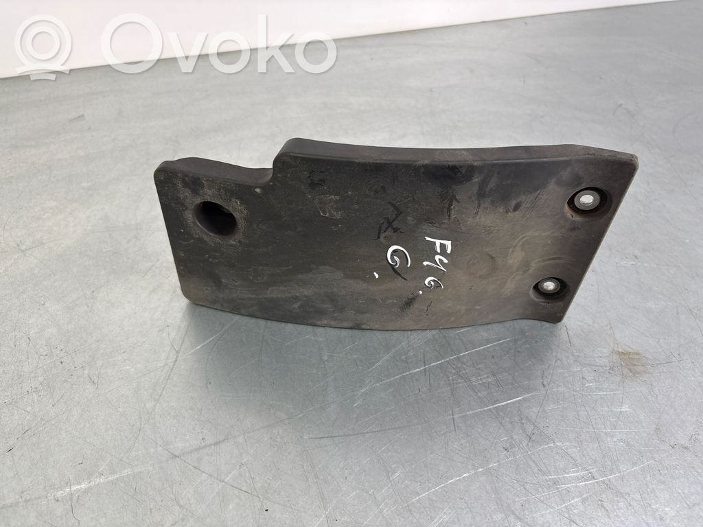 BMW 2 F46 Alte piese de sub caroserie 