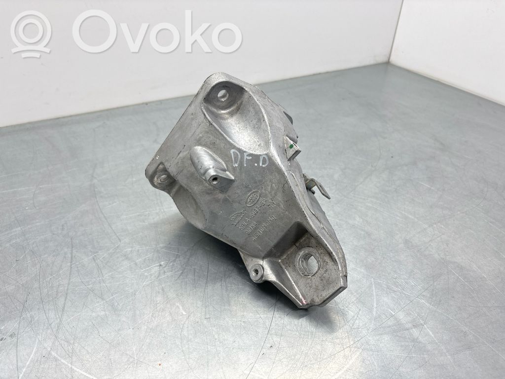 Land Rover Defender Engine mount bracket 