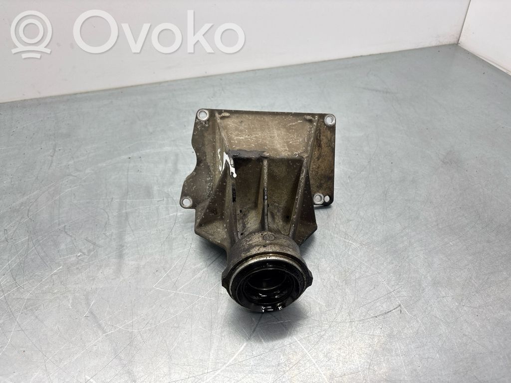 BMW 7 F01 F02 F03 F04 Driveshaft support bearing bracket 