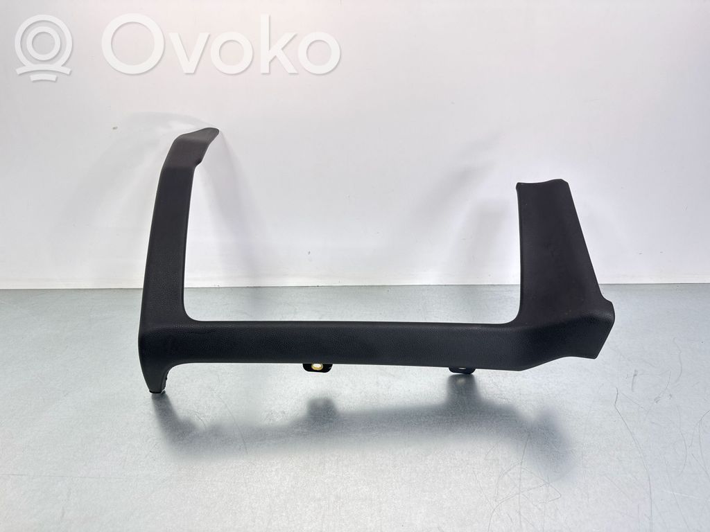 Porsche Macan (95B) Dashboard lower bottom trim panel 