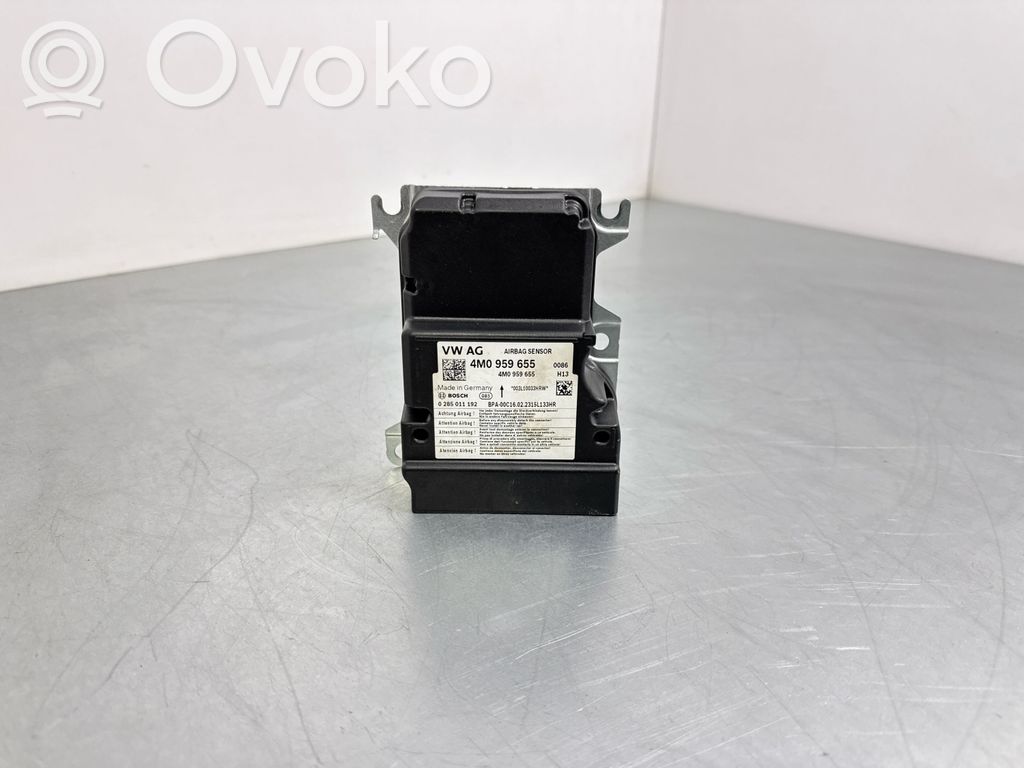 Audi Q7 4M Airbag control unit/module 