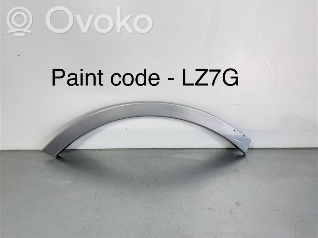 Audi Q7 4M Listwa błotnika tylnego 