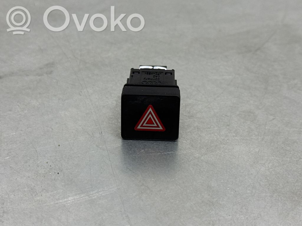 Audi A4 S4 B9 Botón interruptor de luz de peligro 