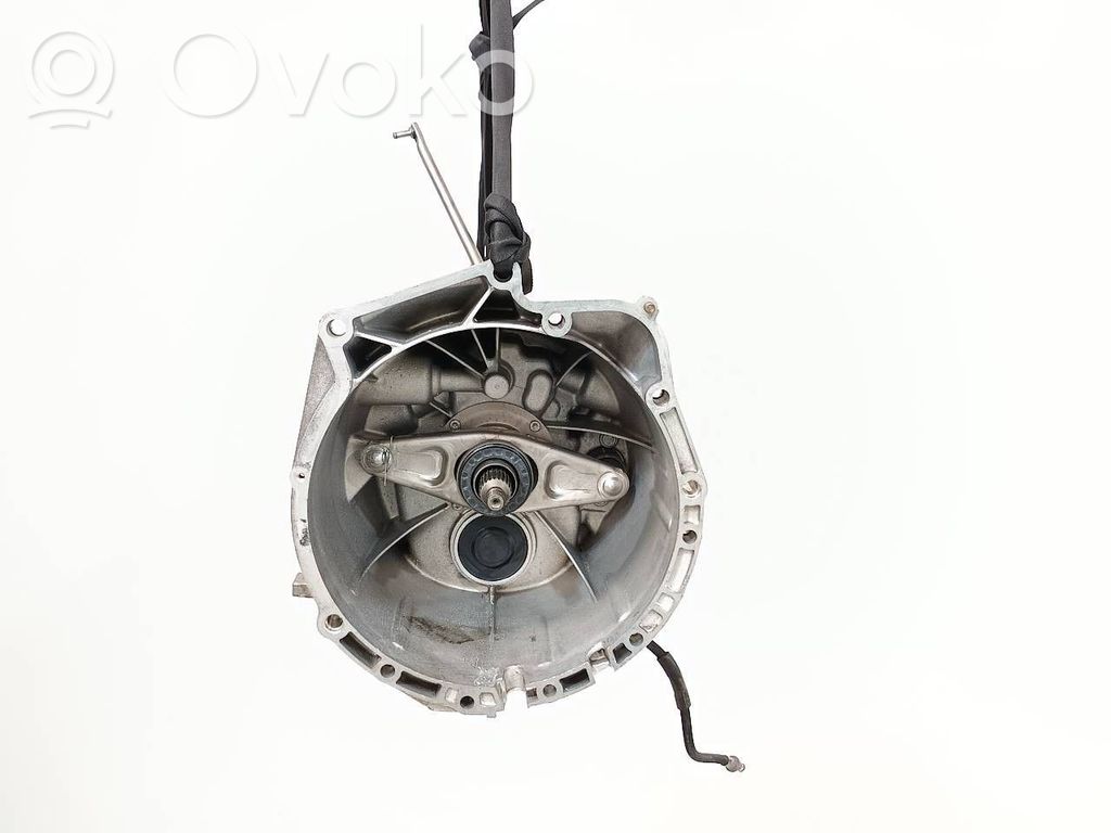 BMW X3 E83 Manual 5 speed gearbox 