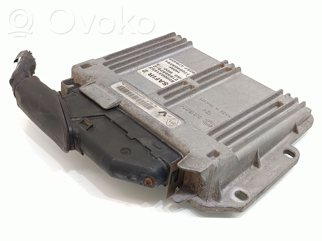 Renault Clio II Engine control unit/module 